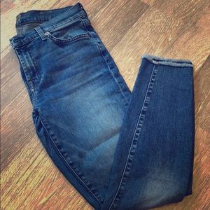 7 for all mankind mid rise raw hem jeans - size 28